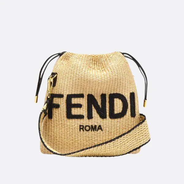 Fendi – Sack Small Braided Straw Bag in Beige