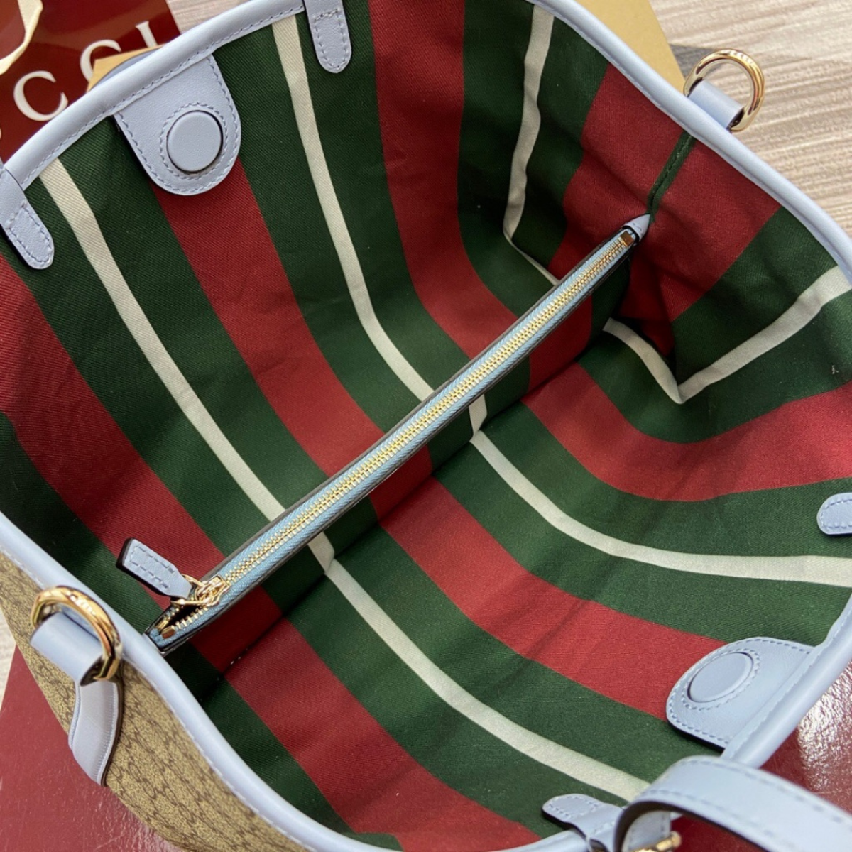 Gucci – Large GG Emblem Shopper Bag