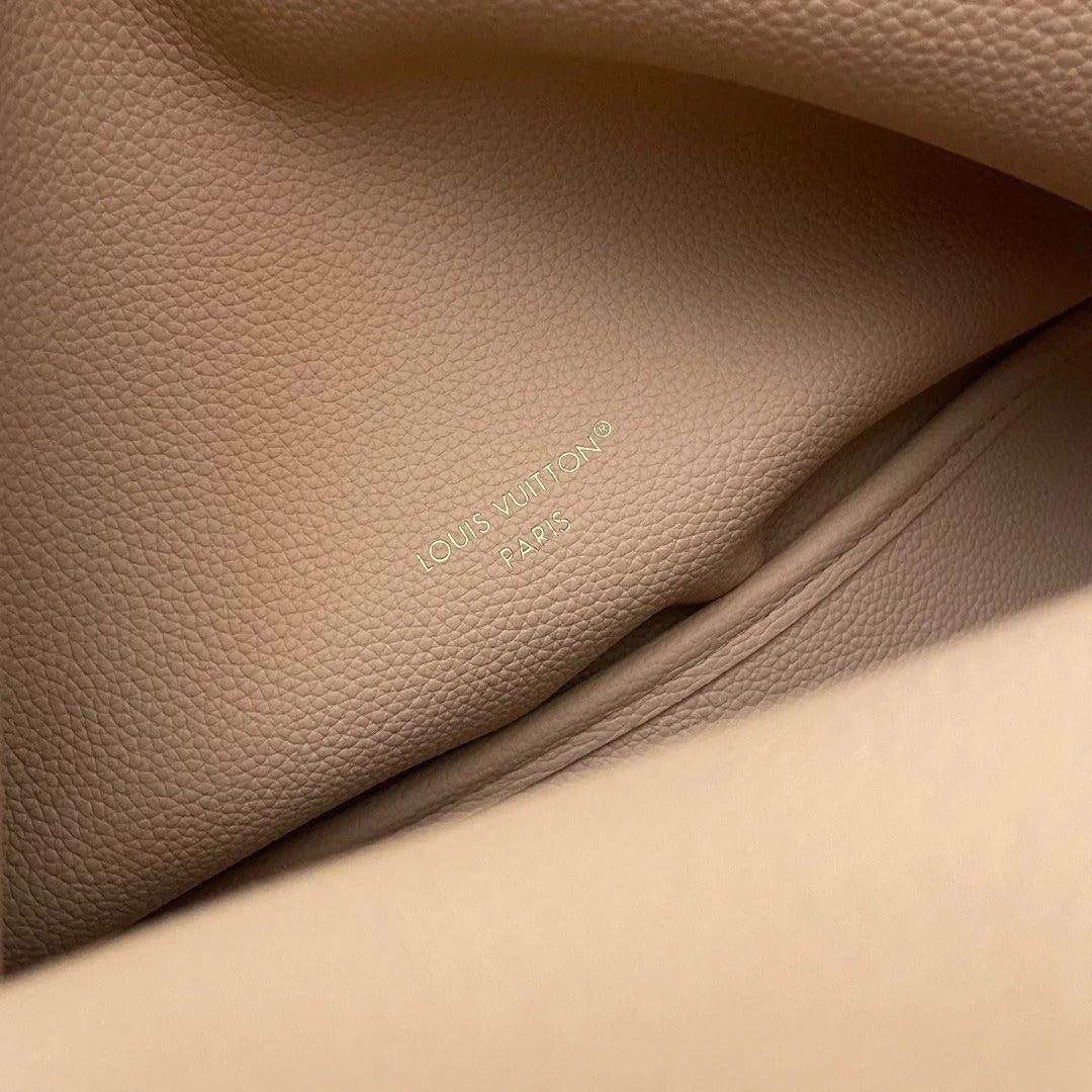 Louis Vuitton – Neverfull Inside Out MM bag