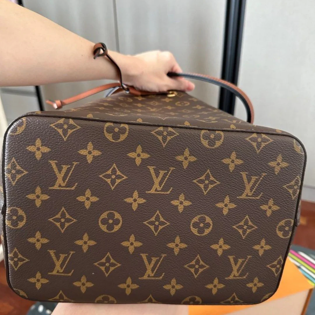 Louis Vuitton – NéoNoé MM bag