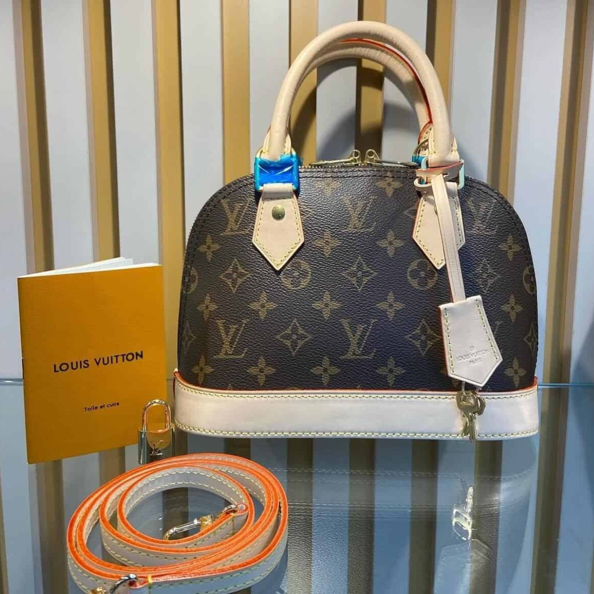 Louis Vuitton – Alma BB bag