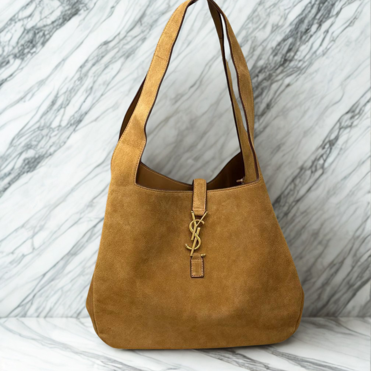 Saint Laurent – Le 5 à 7 Bea-tas in suede