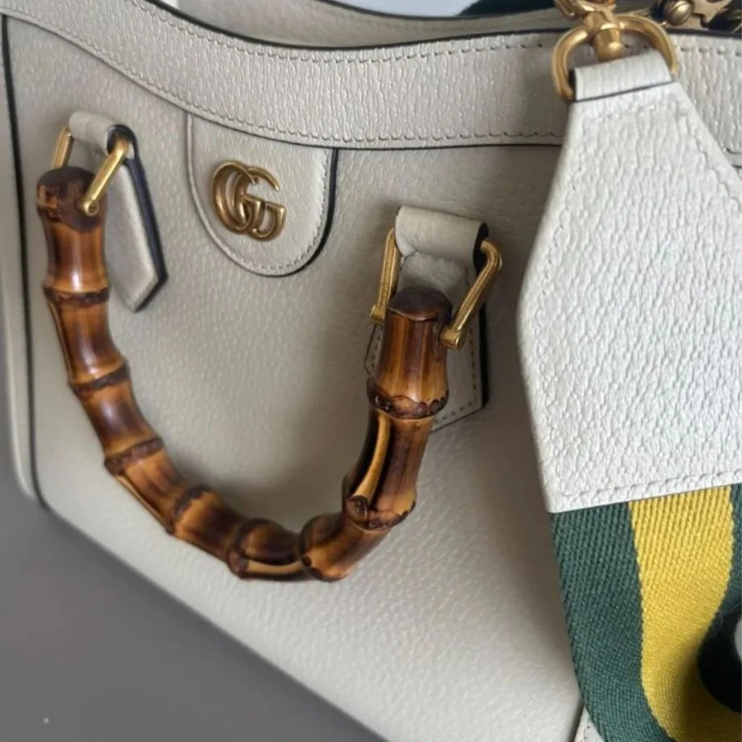 Gucci – Diana Medium Tote Bag