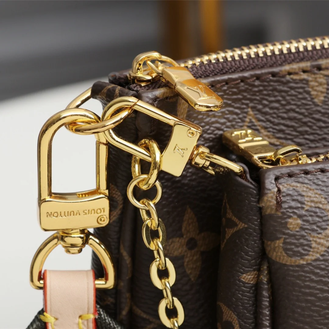 Louis Vuitton – Multi Pochette Accessories